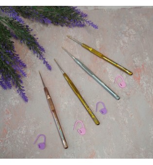 Крючок для вязания Tulip металлический с пластиковой ручкой №1- 2,1